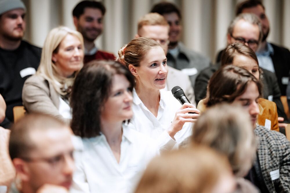 Fragerunde an der Veranstaltung.